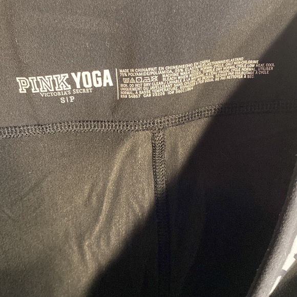 Victoria’s Secret pink yoga leggings black S - Picture 3 of 3
